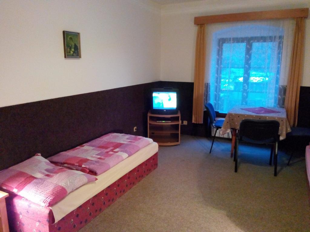 Penzion Poprda Klatovy Exterior foto
